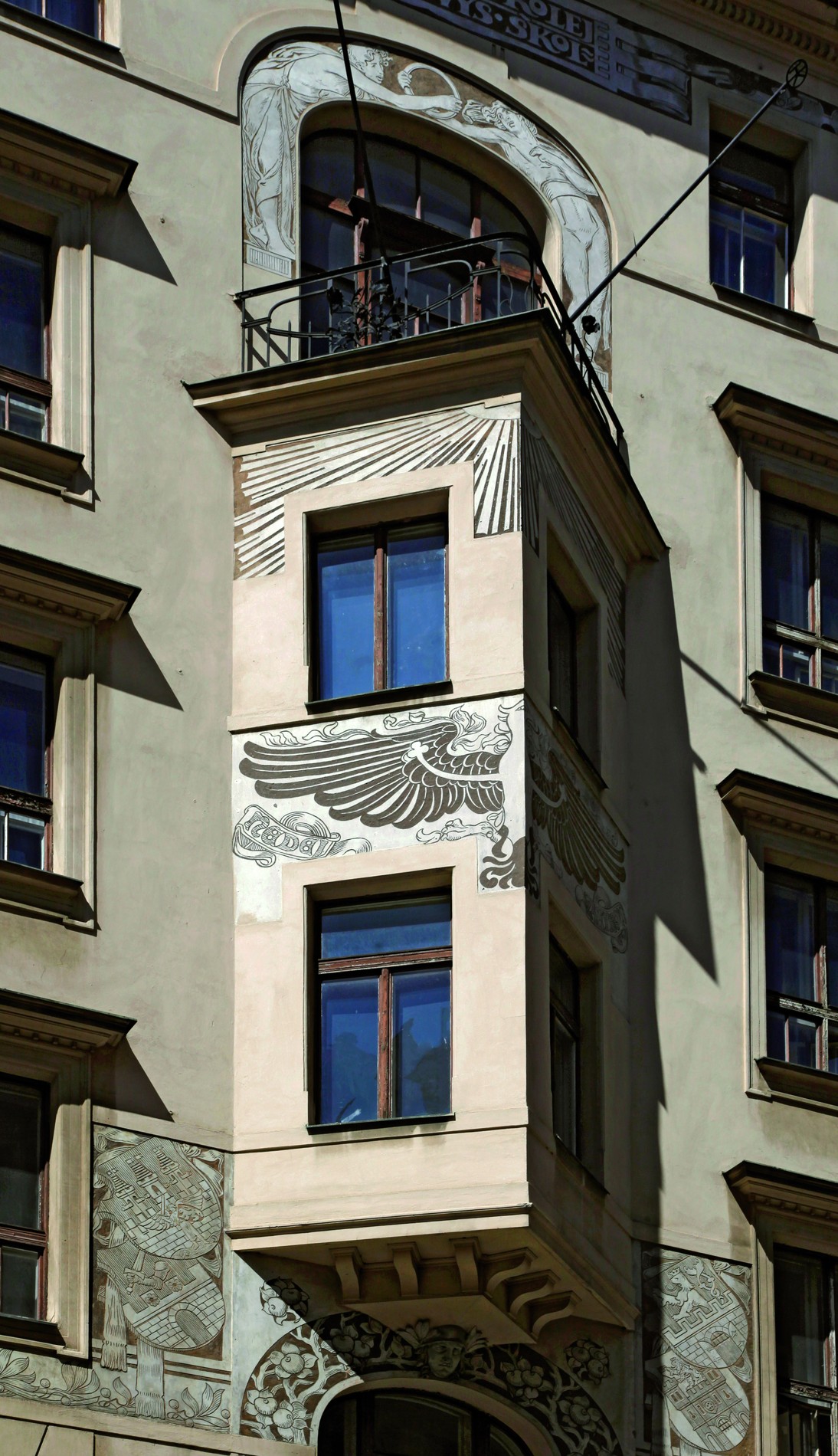 Hlávkova studentská kolej, Jenštejnská čp. 1966/1