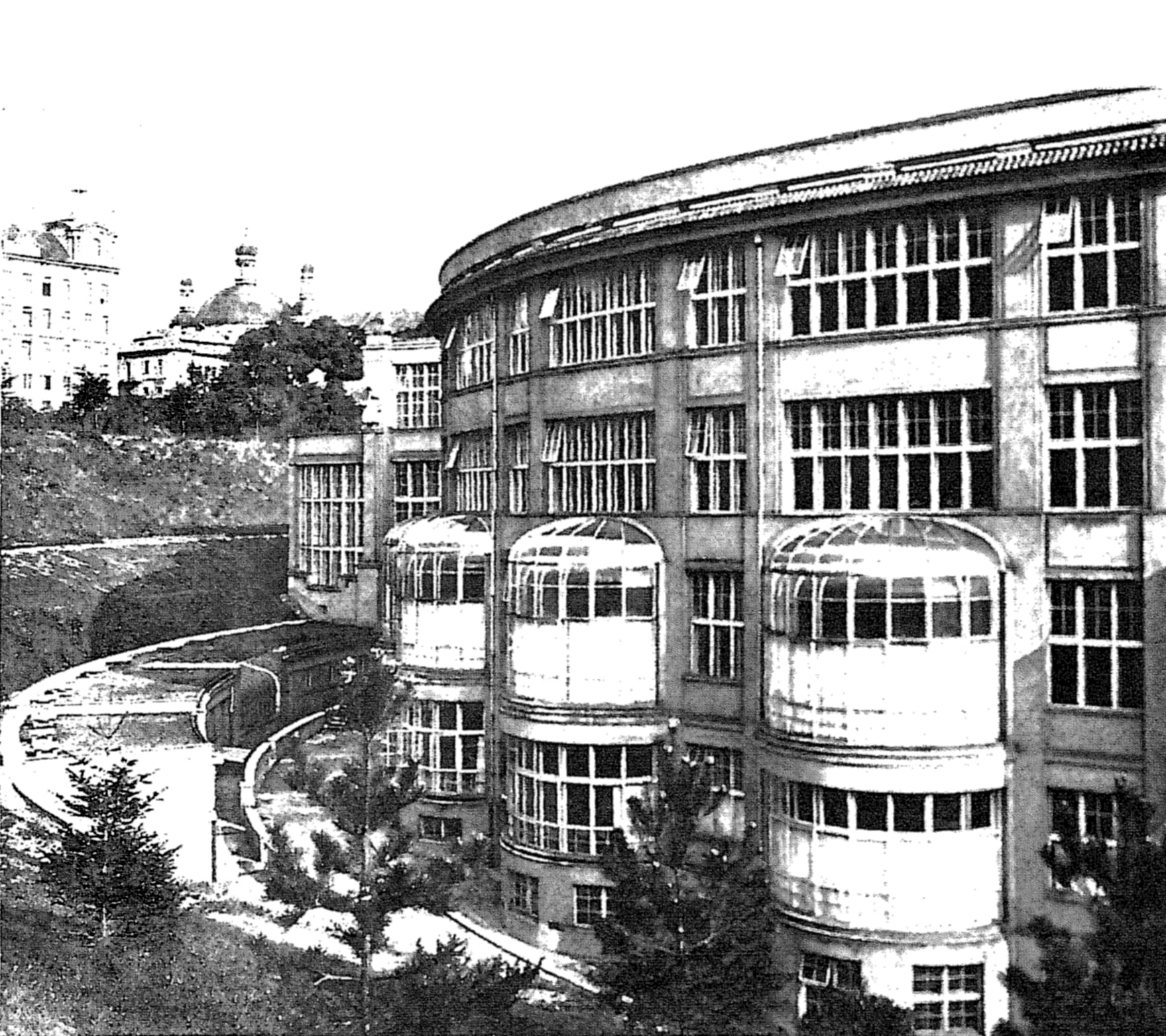 Hlavův ústav, Studničkova čp. 2039/2