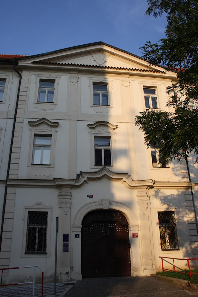 Proboštství Křižovníků Božího hrobu (klášter Na Zderaze)