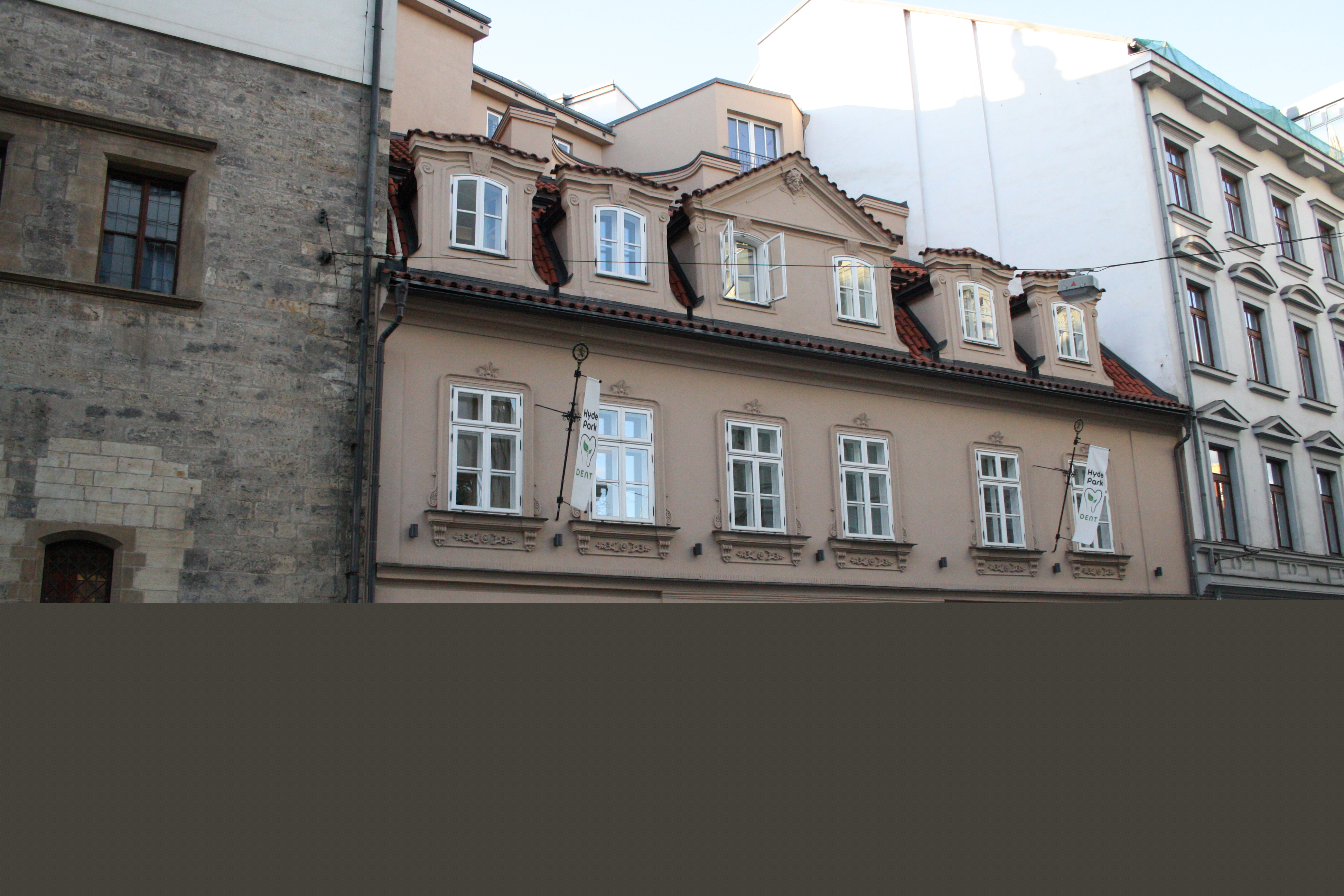 Měšťanský dům U Zítků, Vodičkova čp. 12/5