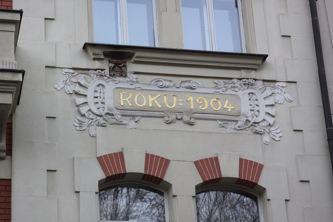 Dům "U assyrských králů", Polská čp. 1283/18