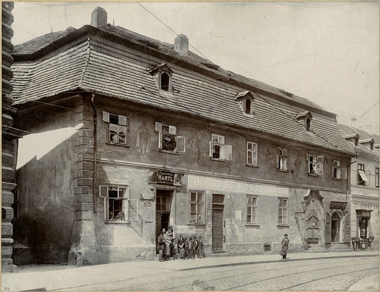 Dům U Pěti králů, Vyšehradská čp. 415/9