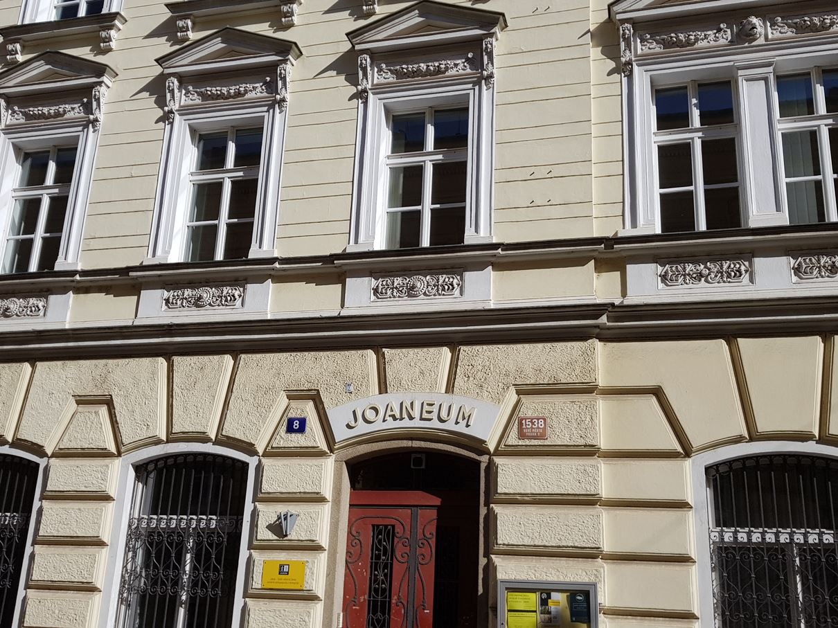 Joaneum, Salmovská 1538/8