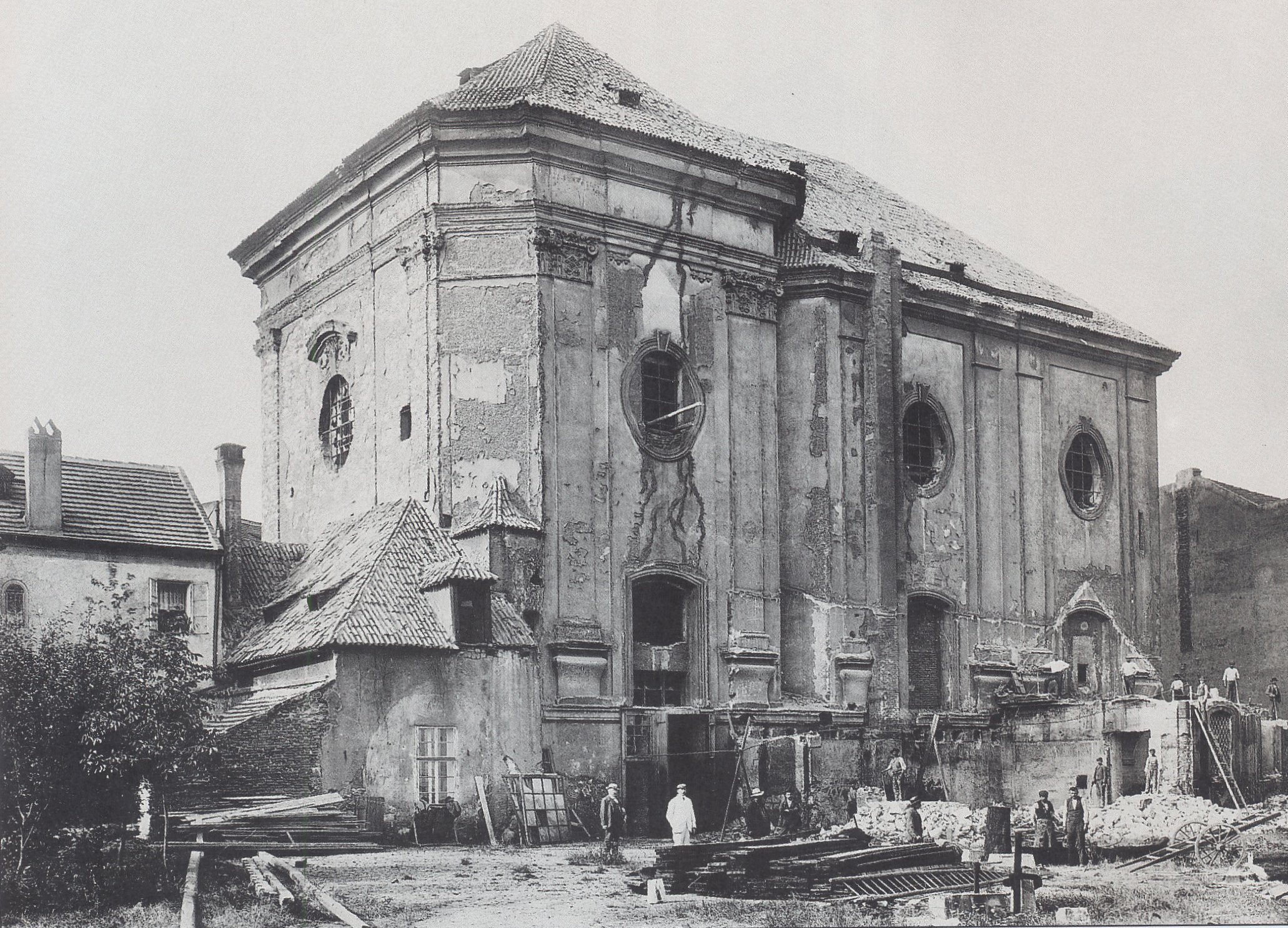 Kostel sv. Petra a Pavla (na Zderaze)