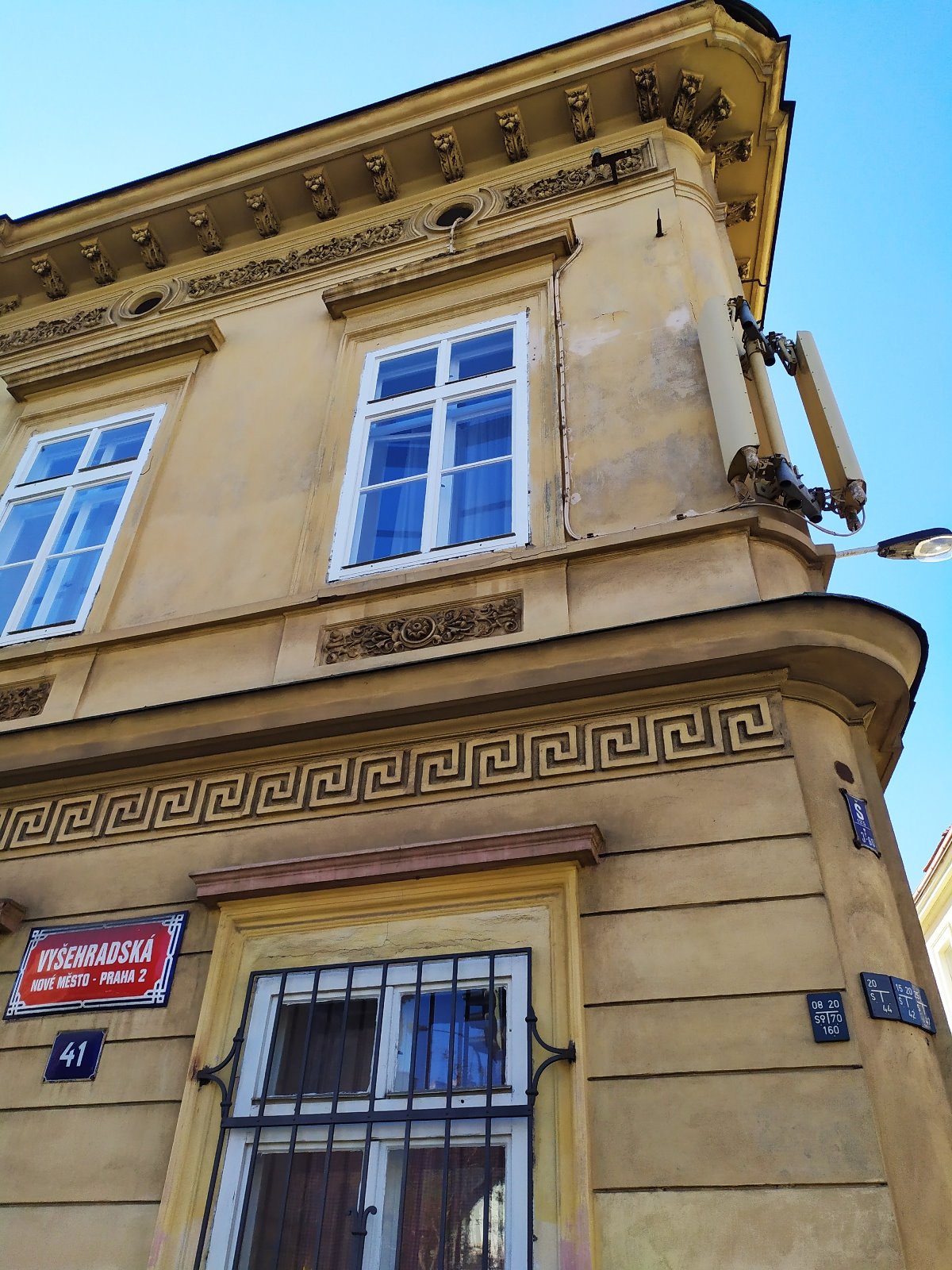 Fara, Vyšehradská čp. 430/41