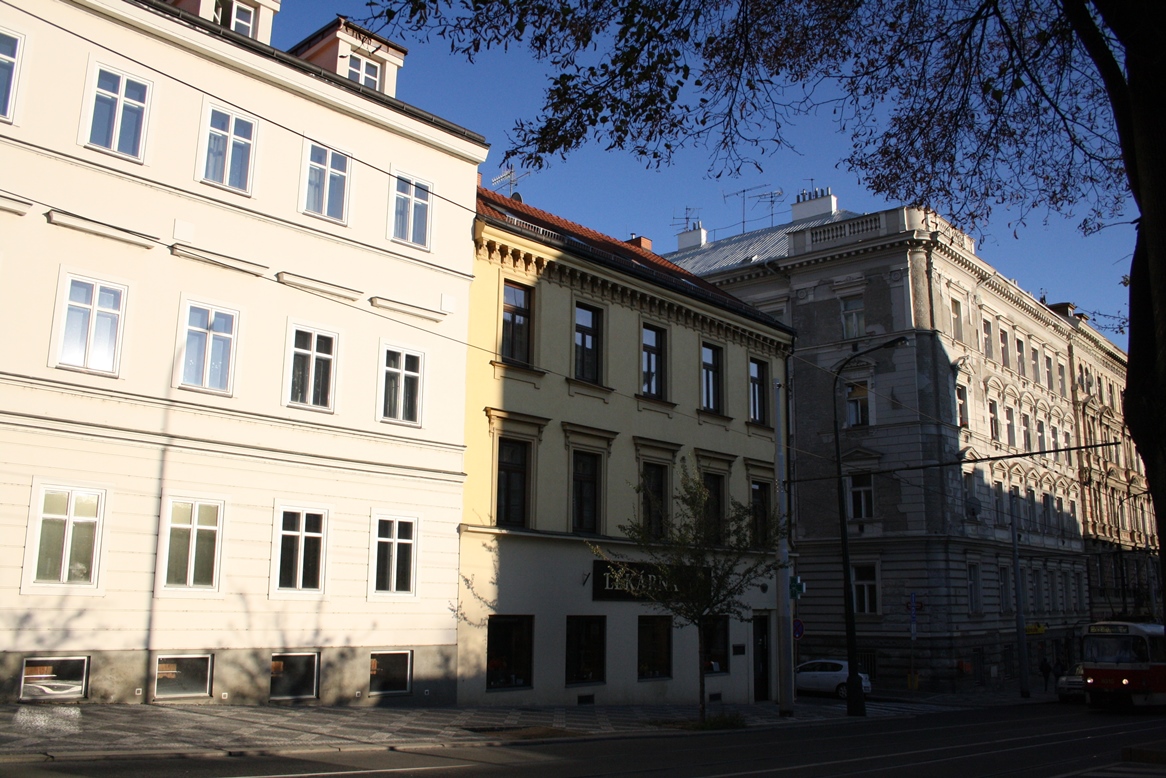 Činžovní dům s lékárnou Vyšehradská čp. 1411/24