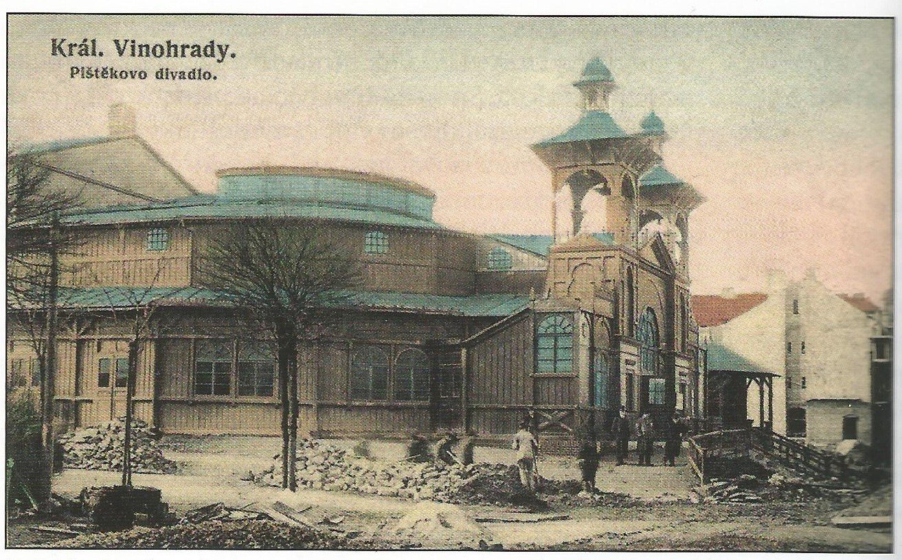 Pištěkova aréna
