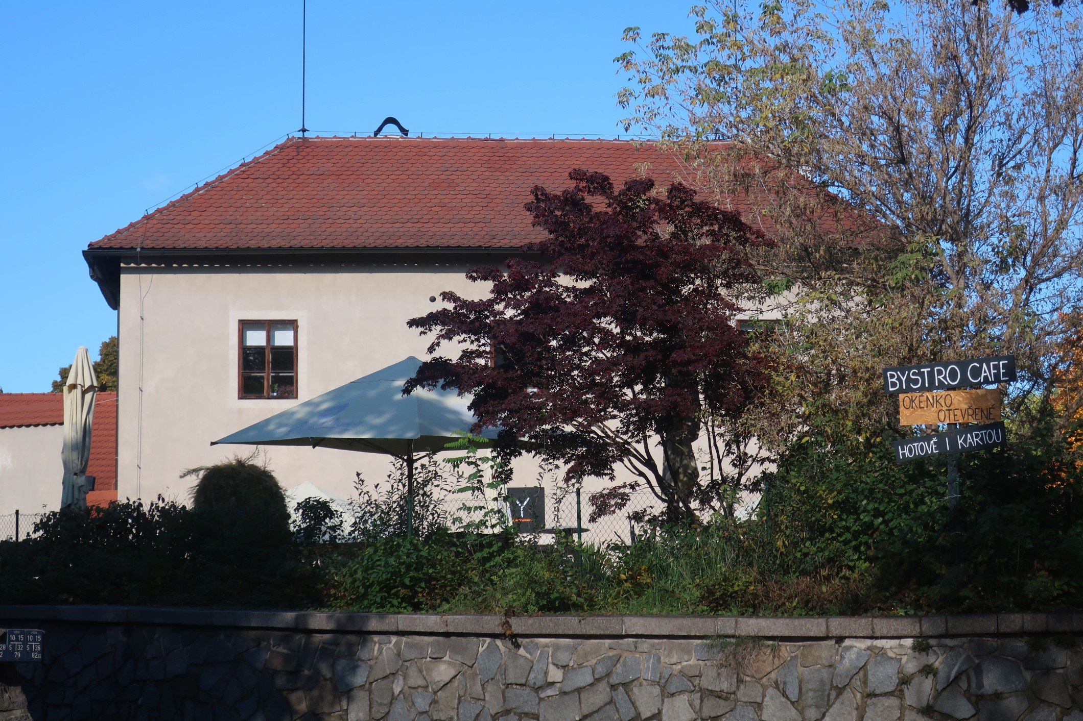 Hospodářská usedlost čp. 16, K Rotundě 3