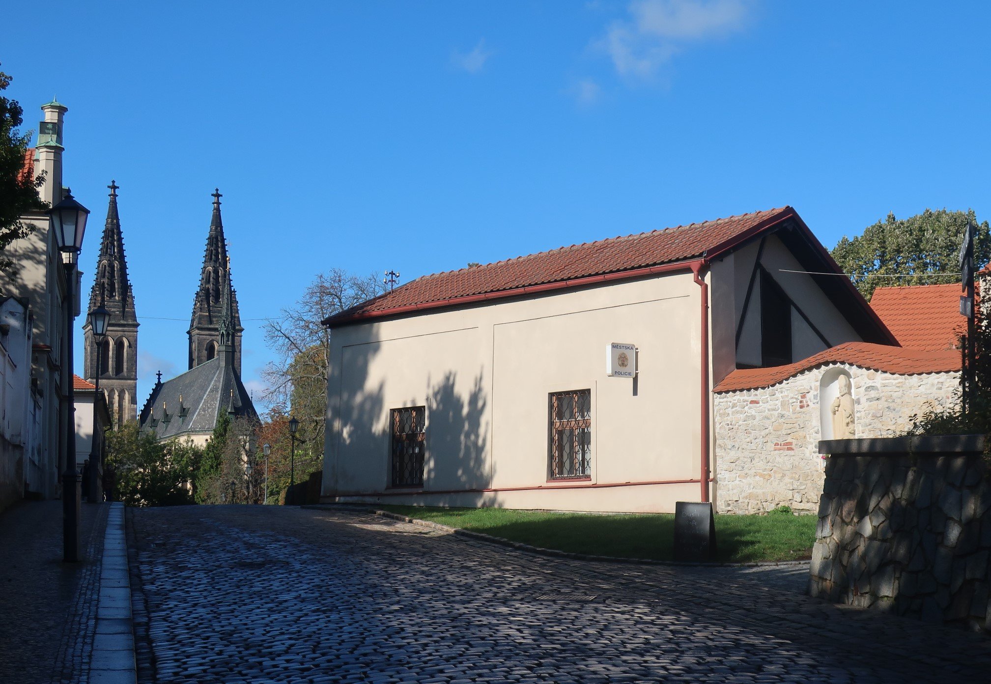 Hospodářská usedlost čp. 16, K Rotundě 3