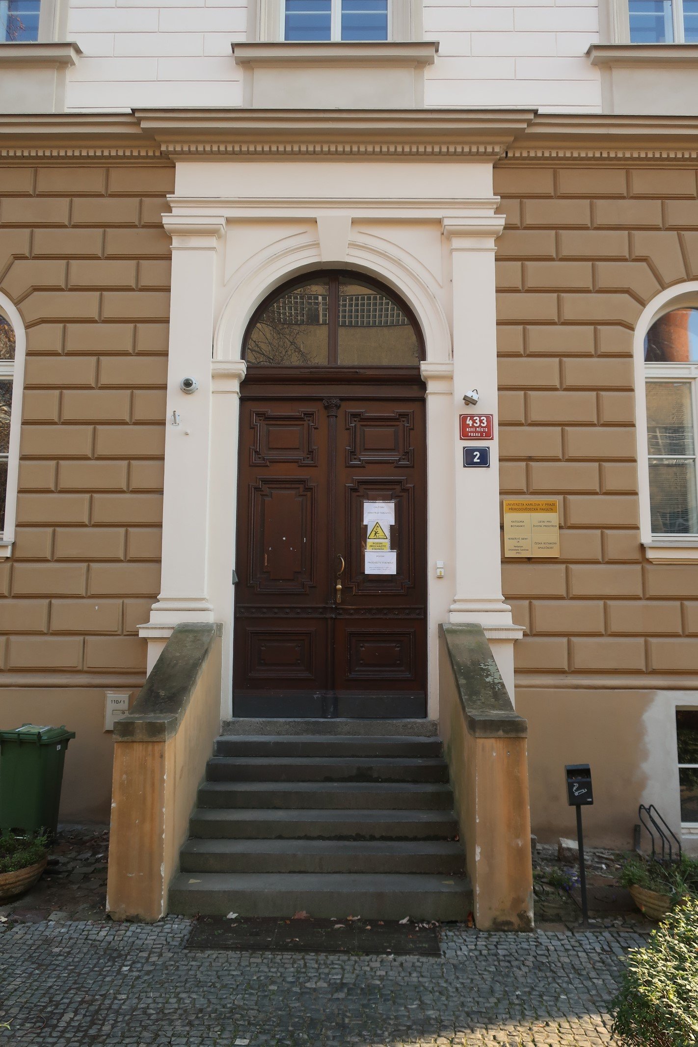 Botanický ústav Přírodovědecké fakulty Univerzity Karlovy, Na Slupi čp. 433/16