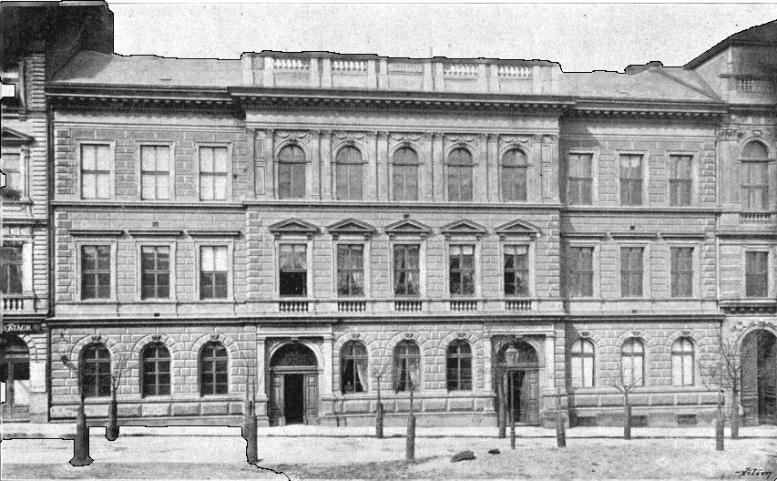 Škola na náměstí Míru čp. 601/19