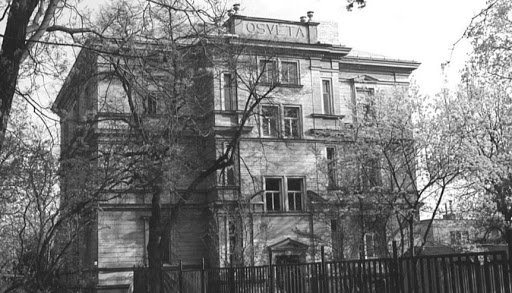 Vila Osvěta, Jana Masaryka čp. 165/22 a vinohradské historizující vily