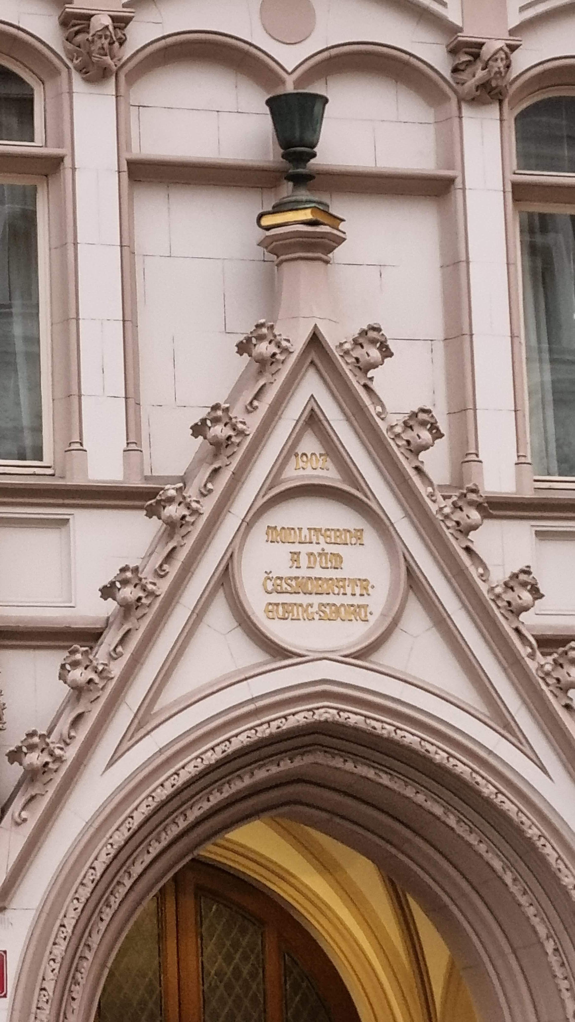 Sborový dům Českobratrské církve evangelické, Korunní čp. 1440/60