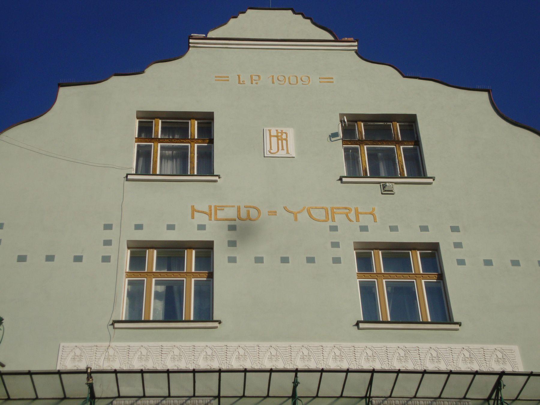 Nájemní dům "New York", U Havlíčkových sadů čp. 1526/7