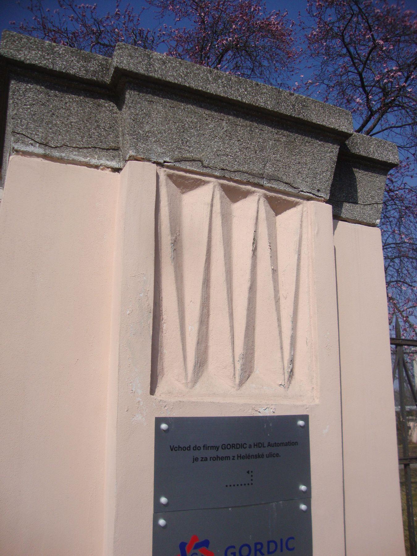 Zdravotní ambulatorium, Italská čp. 1800/35