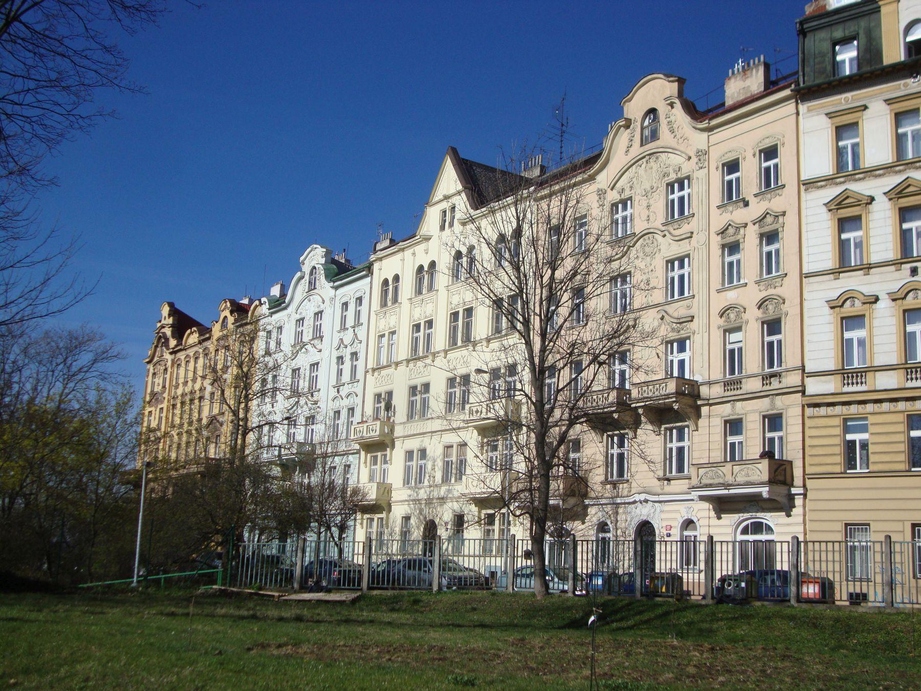 Nájemní domy Františka Jiskry, Boženy Němcové čp. 1335/11 a čp. 1299/13