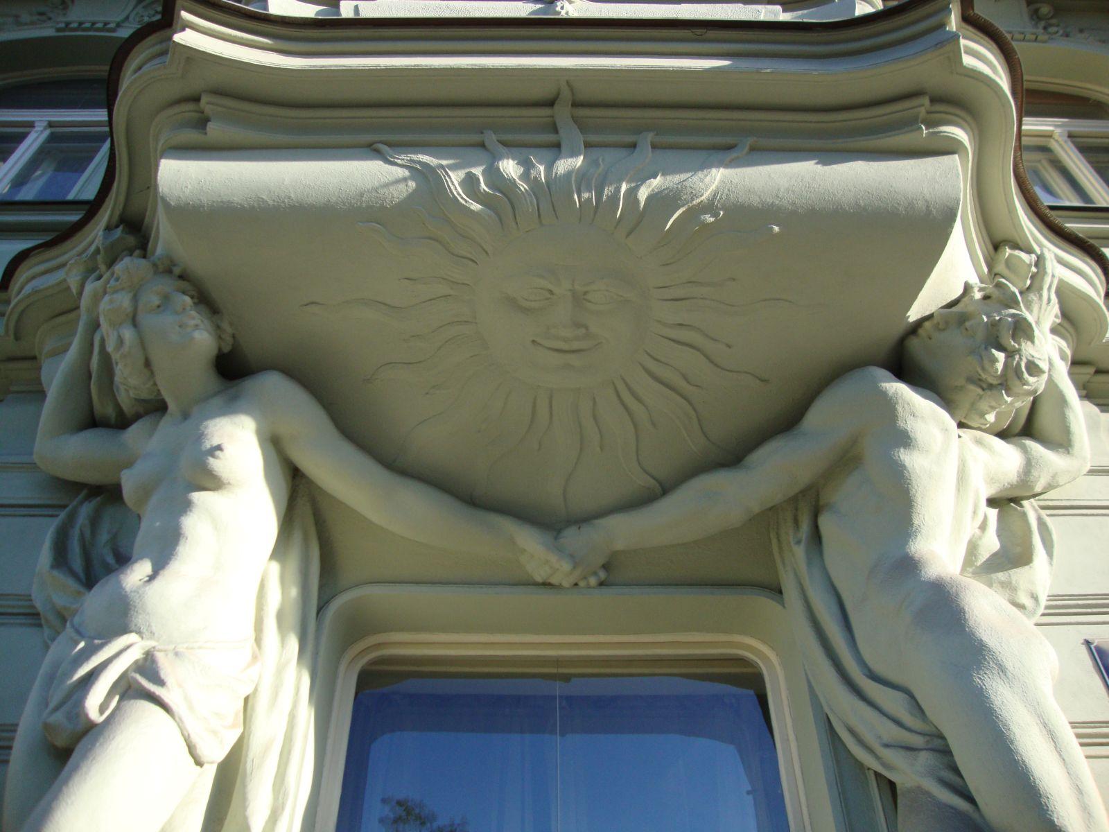Novobarokní nájemní dům, Slezská čp. 1333/46