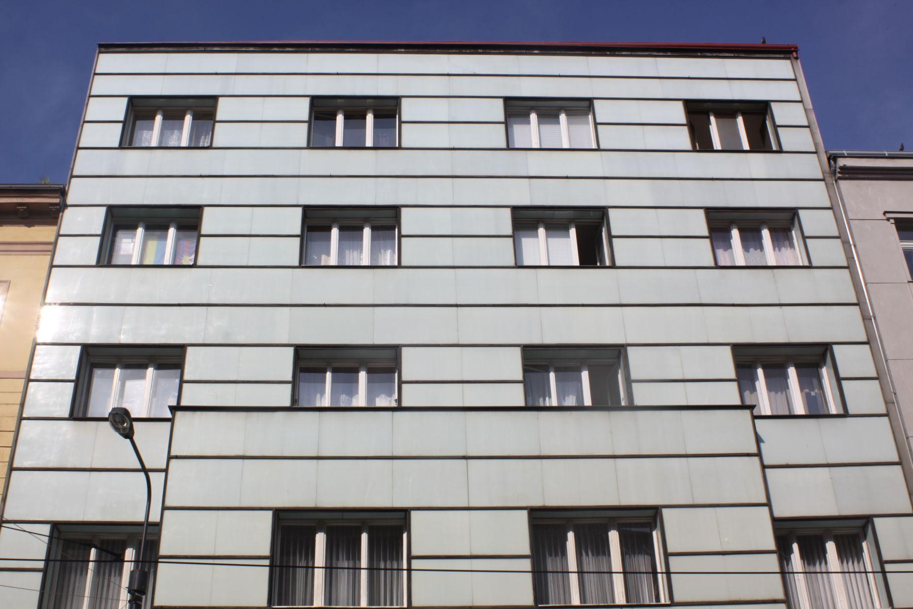 Nájemní dům firmy Novozámský, Bělehradská čp. 597/65