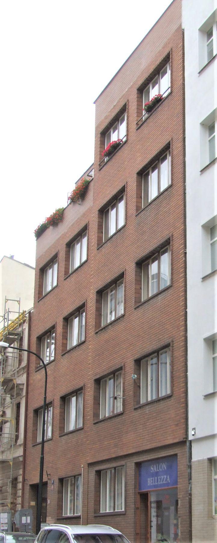 Funkcionalistický nájemní dům, Na Rybníčku čp. 1350/14