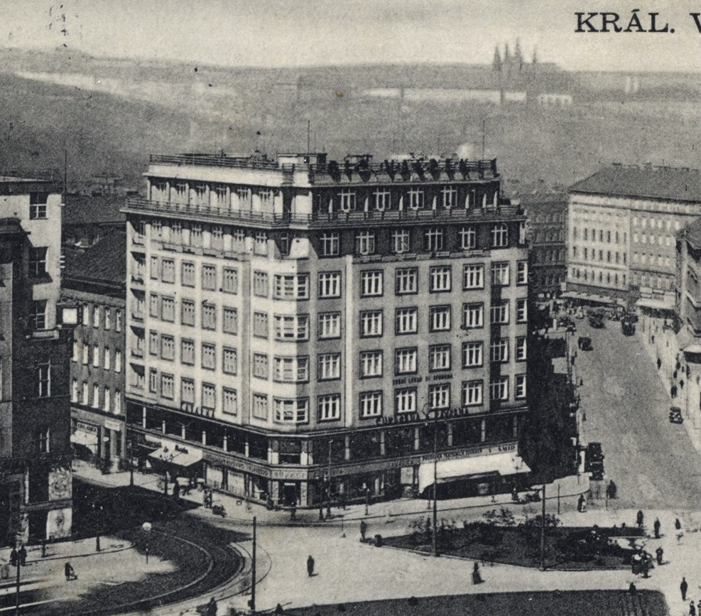 Kavárna Valdek, Anglická čp. 620/30, Jugoslávská čp. 620/29