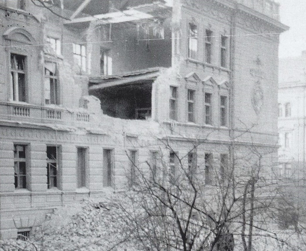 ZŠ a SŠ Praha 2, Vinohradská, Vinohradská čp. 920/54, Slezská čp. 920/21