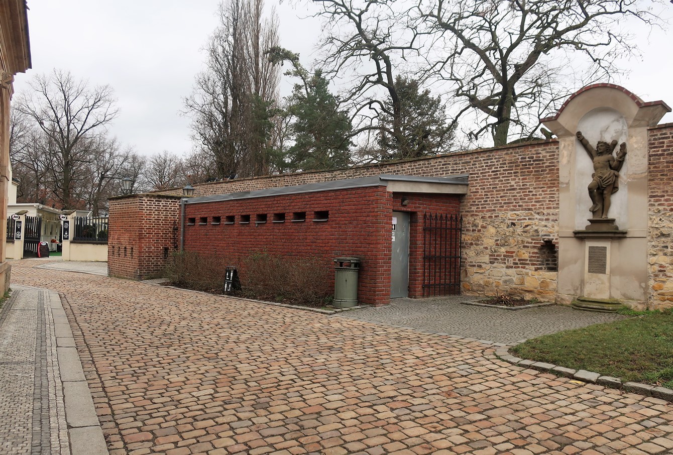 Veřejný záchodek, Štulcova ulice