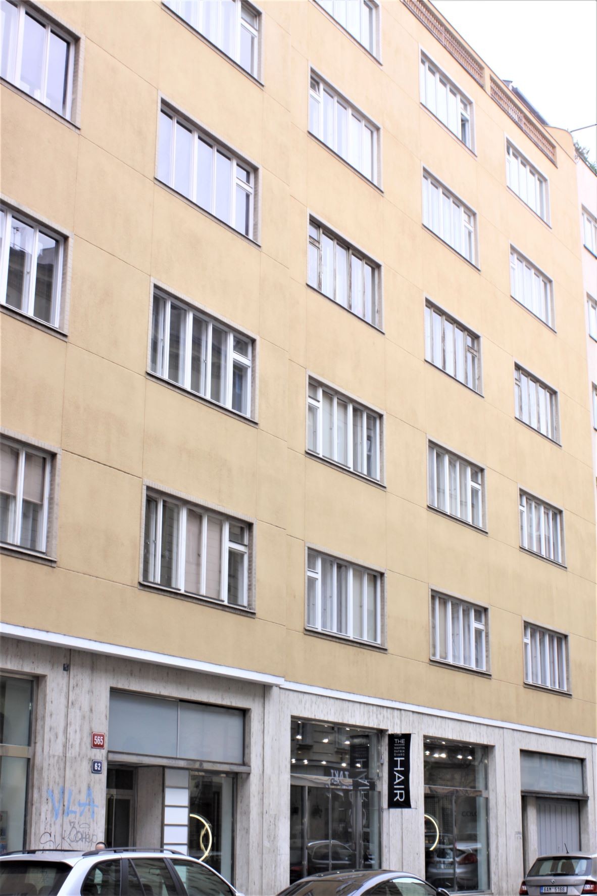 Funkcionalistický obchodní a nájemní dům, Londýnská čp. 565/62