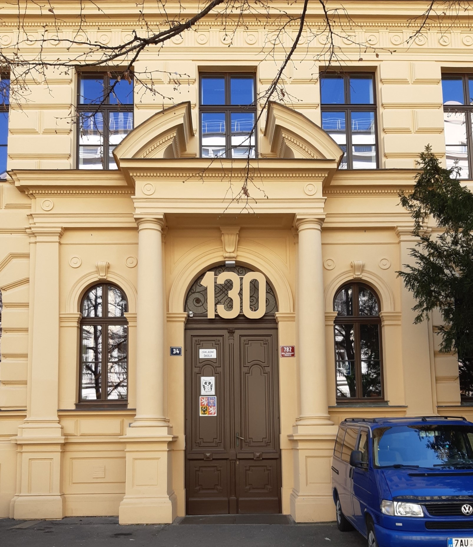 Základní škola Londýnská, Londýnská čp. 782/34