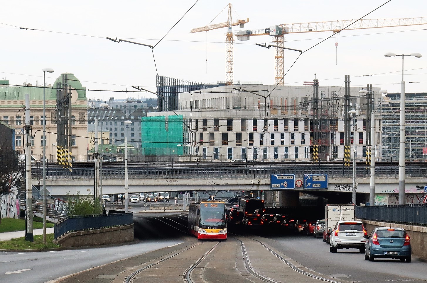 Přemostění Seifertovy ulice