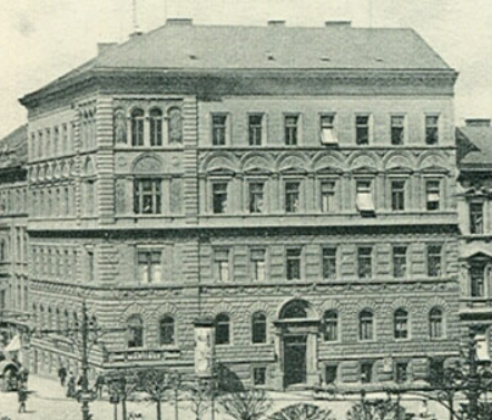 Nájemní dům (poliklinika), Sokolská čp. 1662/35