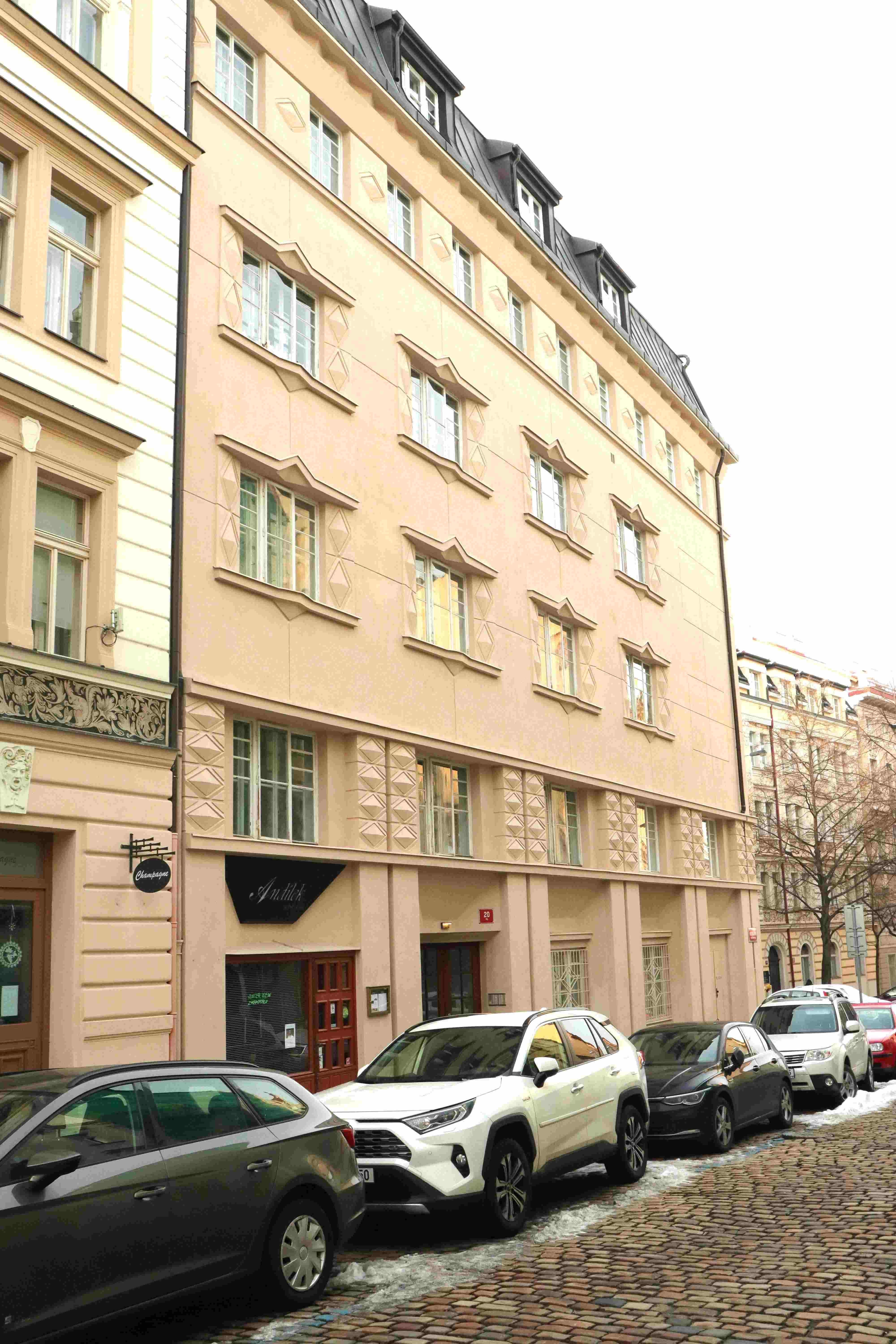 Nájemní dům družstva Rovnost, Vratislavova čp. 20