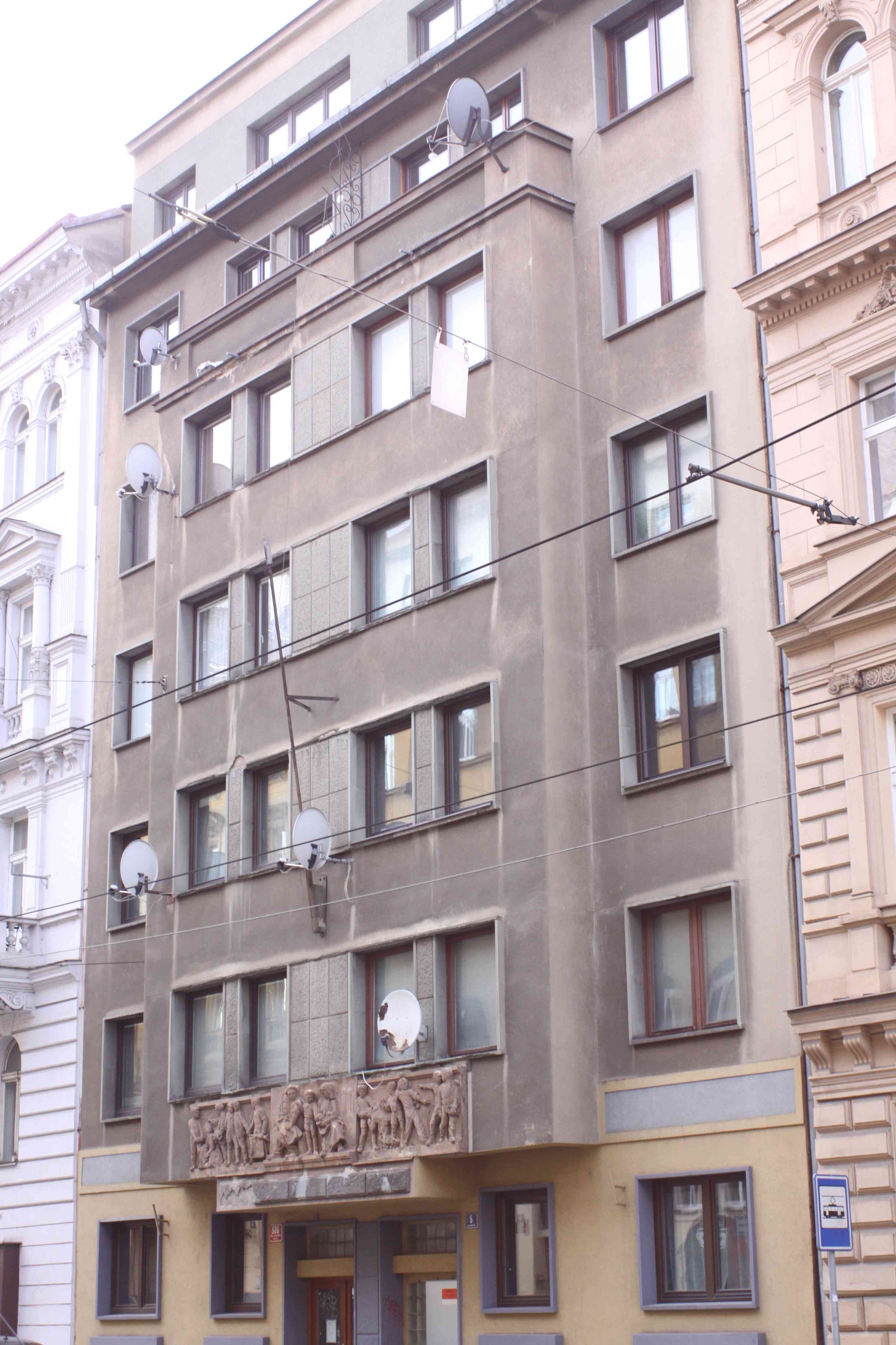 Nájemní dům Hutního projektu, Blanická čp. 589