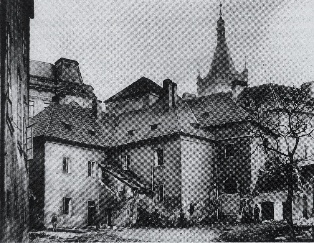 Kostel sv. Lazara, Lazarská čp. 10/4