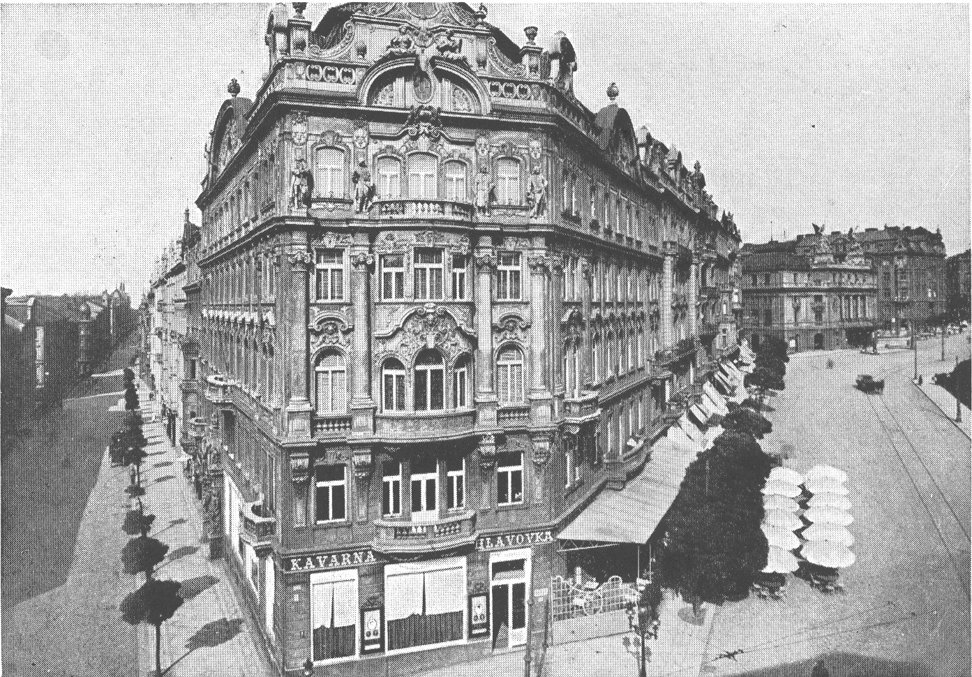 Kavárna Hlavovka, Italská čp. 1219/2, Anglická čp. 1219/27