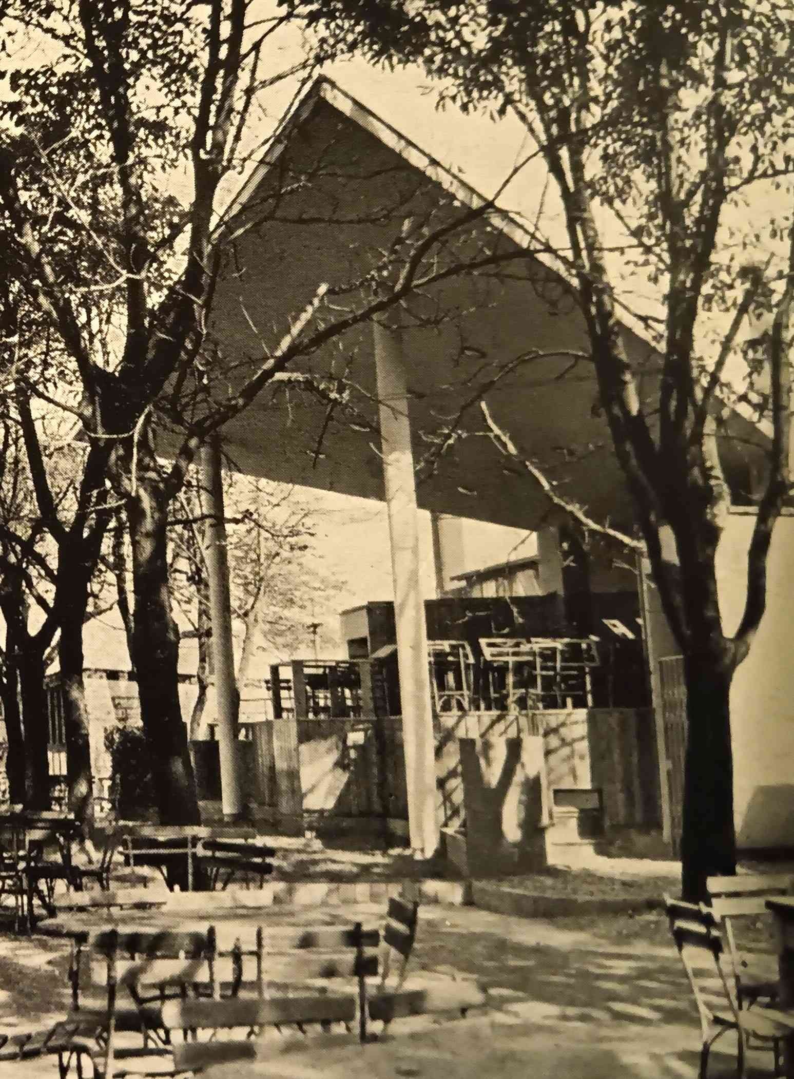 Hudební pavilon v Riegrových sadech