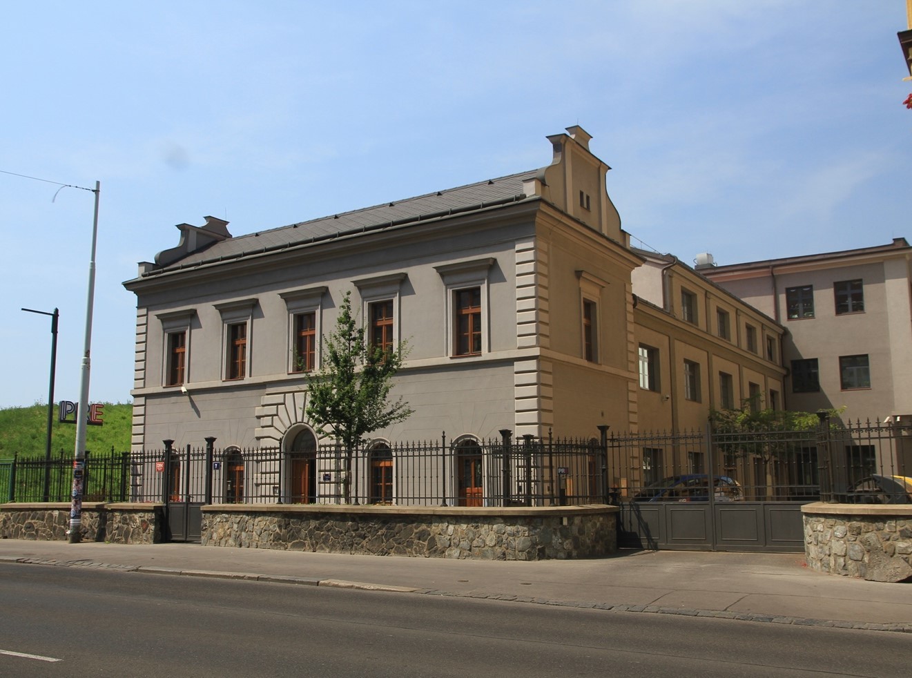 Vodojem na Karlově a přečerpávací stanice, Sokolská čp. 1264/7