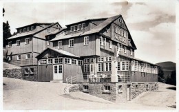 Sokol VII - horská chata Na Stráži, pohlednice, 50. léta. Zdroj: archiv autora