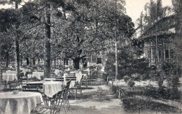 Riegrák 4 - Zahradní restaurace. Pohlednice 1933. Zdroj: archiv M. Frankla