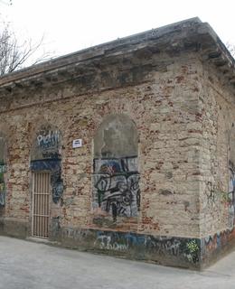 Během rekonstrukce bylo odhaleno původní zdivo (Foto M. Polák, 2007)