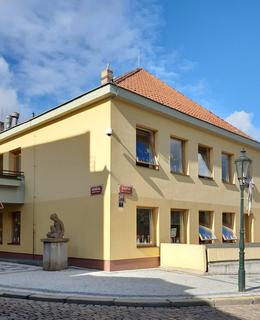 Školka v Apolinářské ulici (Foto D. Broncová, říjen 2020)