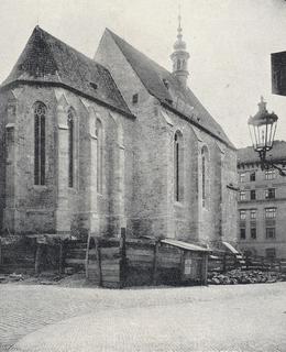 Foto kostela během opravy v roce 1910 (Foto Zlatá Praha)