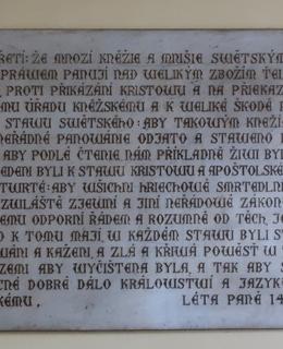 Deska II. se čtyřmi pražskými artikuly (Foto M. Polák, 2021)