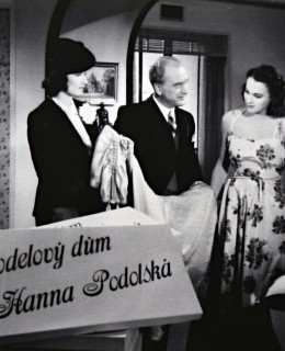 Reklama H. Podolské ve filmu Katakomby. Zdroj: archiv B. Kovaříkové