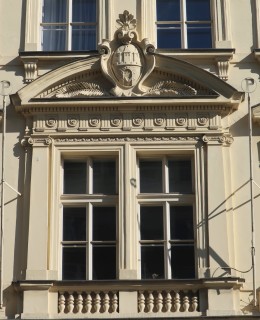 Detail novorenesanční fasády (Foto M. Polák, únor 2023)