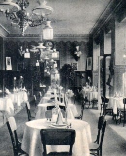 Valhonův restaurant v Národním domě. Pohlednice 1918. Zdroj: archiv M. Frankla