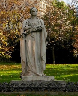 Čelakovského sady, pomník Otýlie Sklenářové-Malé