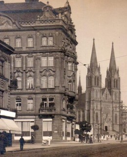 Purkyňovo nám. a Palackého třída