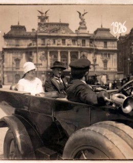 Purkyńovo nám., pohlednice 1926 (nynější nám. Míru)