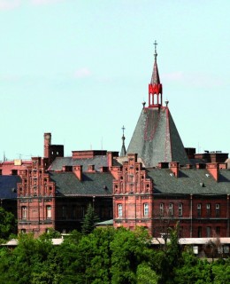 Zemská porodnice v Apolinářské ulici