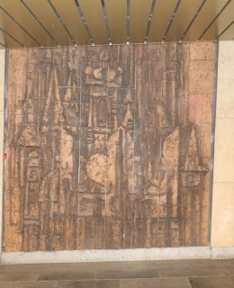 Keramické reliéfy Praha husitská (Foto M. Polák, 2025)